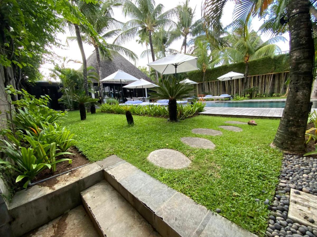 Villa Samuan Seminyak Exterior foto